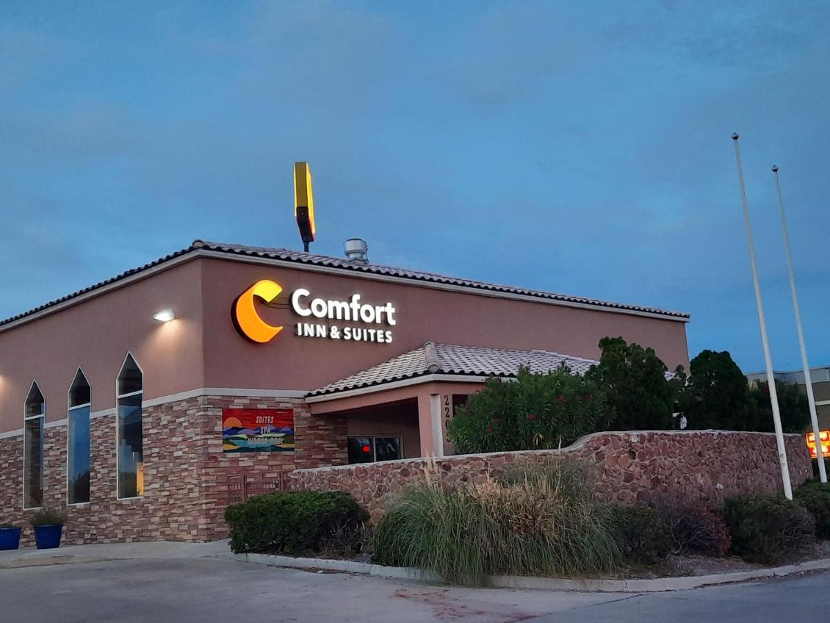 Comfort Inn & Suites I-25 Near Spaceport America Truth or Consequences Exterior photo