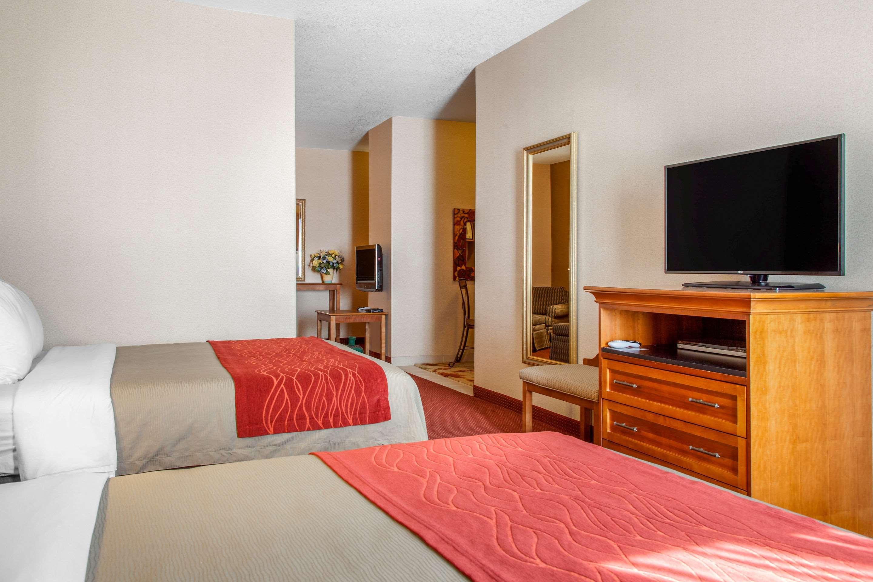 Comfort Inn & Suites I-25 Near Spaceport America Truth or Consequences Exterior photo