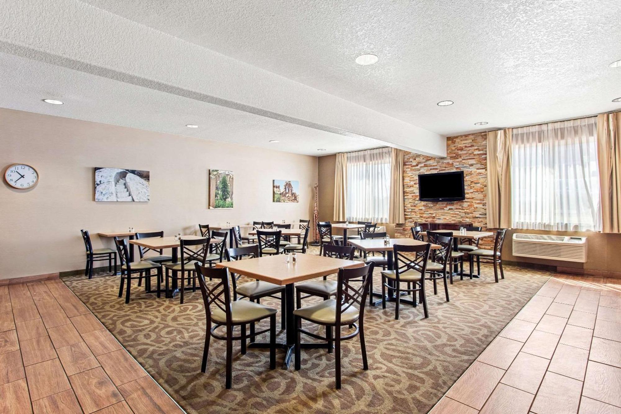 Comfort Inn & Suites I-25 Near Spaceport America Truth or Consequences Exterior photo